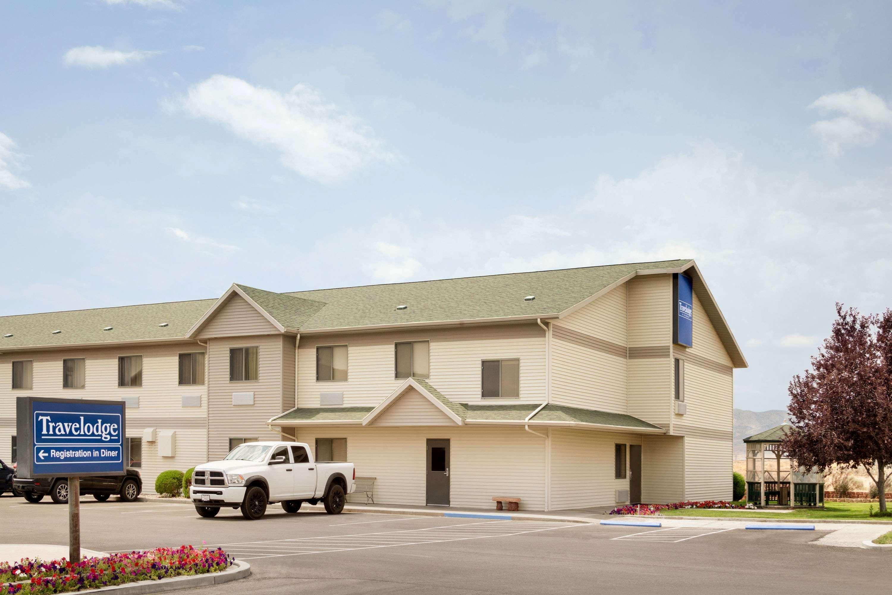 Travelodge By Wyndham Milford Exterior photo