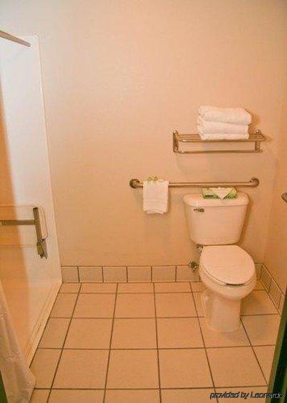 Travelodge By Wyndham Milford Room photo